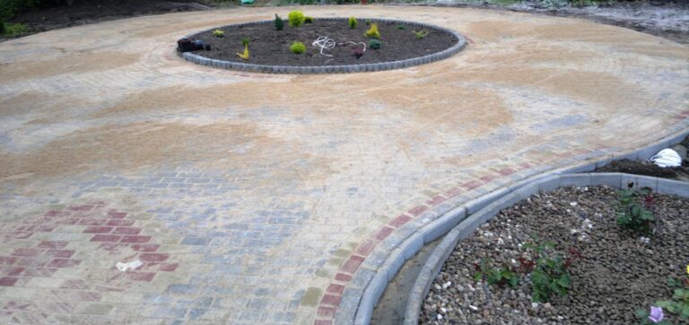 podjazd z kostki – mini rondo