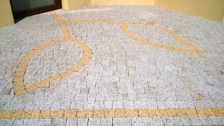 liście – kostka brukowa