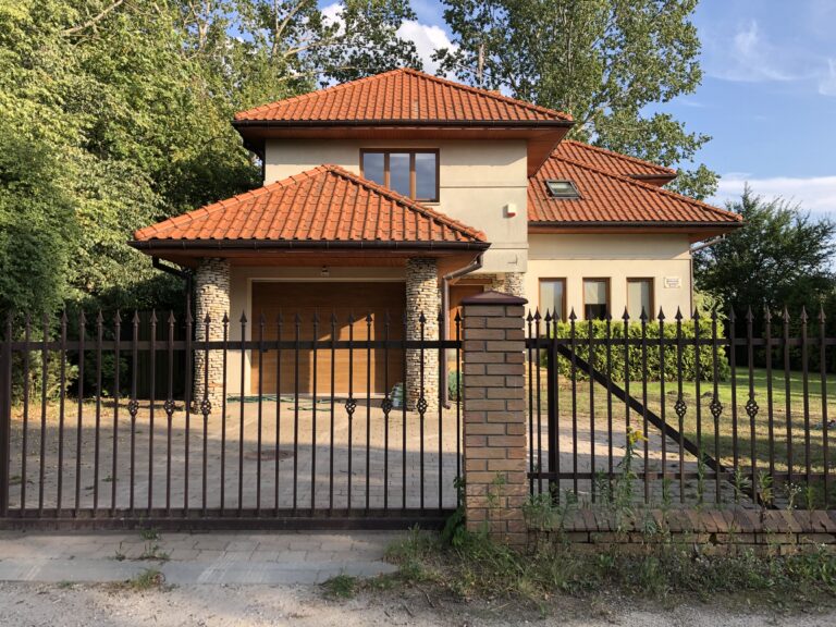 Realizacja Budowa i sprzedaż domów